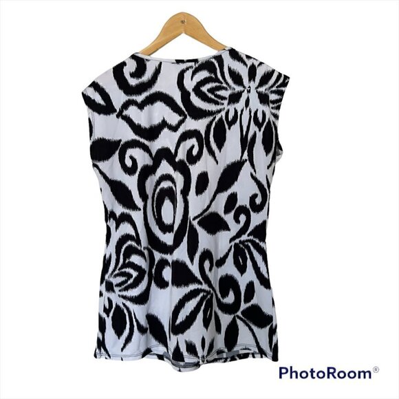 𝅺zoe+skye White black Casual floral Tunic Top, Size Large - Picture 3 of 7